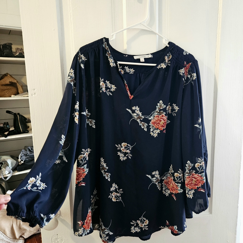 Floral Navy Women's Top